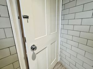 High Street- click for photo gallery